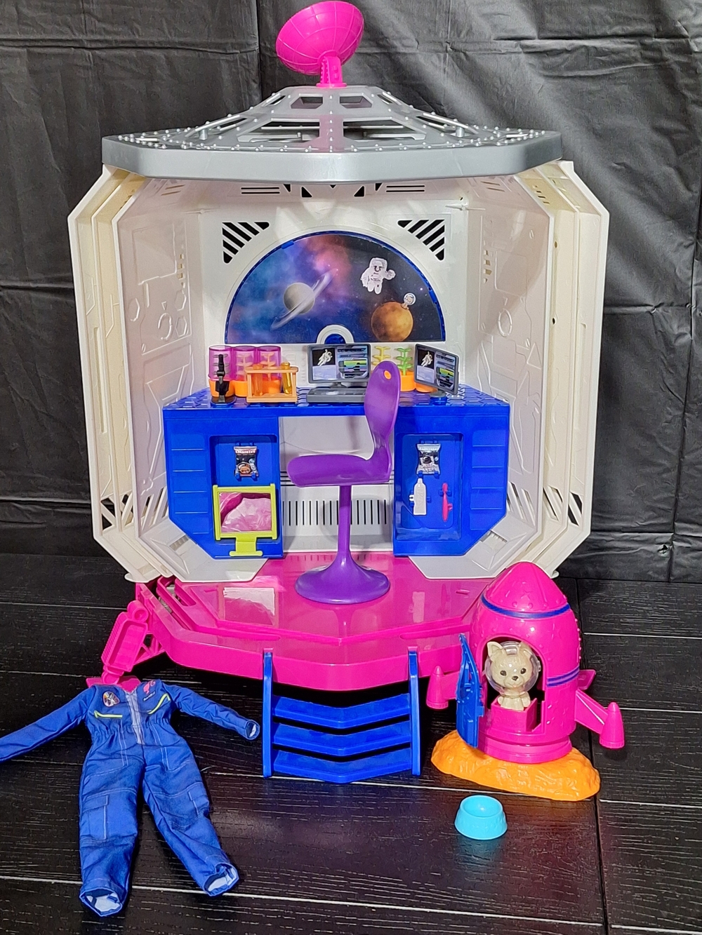 Barbie Space Adventure Playset